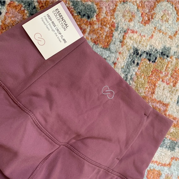 Calia by Carrie Underwood high rise crop flare, mauve, XS NWT - Picture 3 of 6